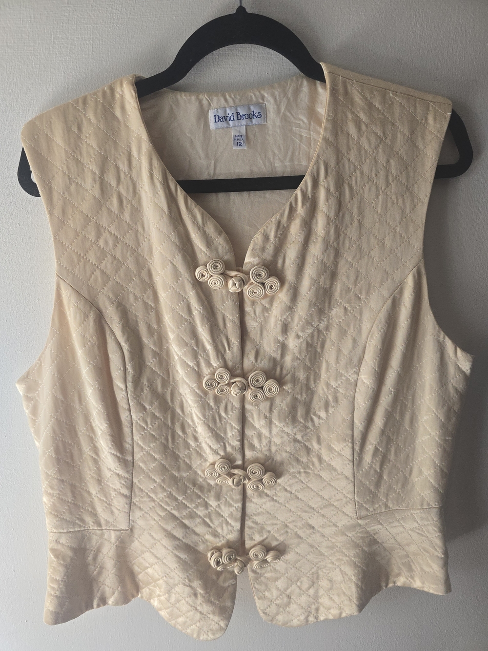 david brooks Cream Quilted Sleeveless Tunic with Decorative Frog Closures